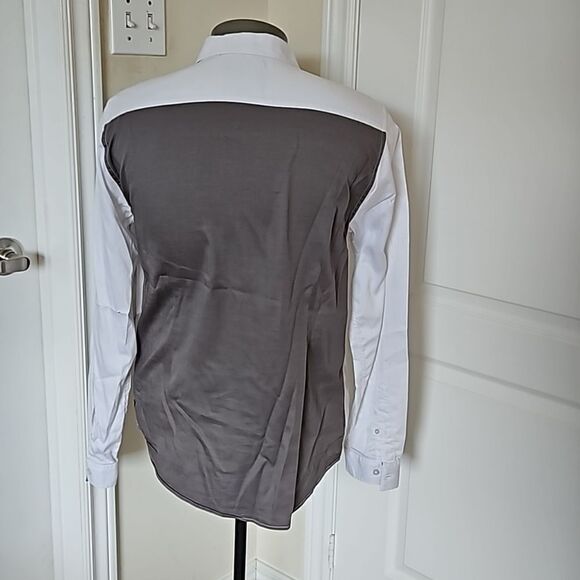 Guess Men's Two-Tone Slim Fit Button Down Long Sleeves Shirt Medium White/ Gray - Picture 5 of 16